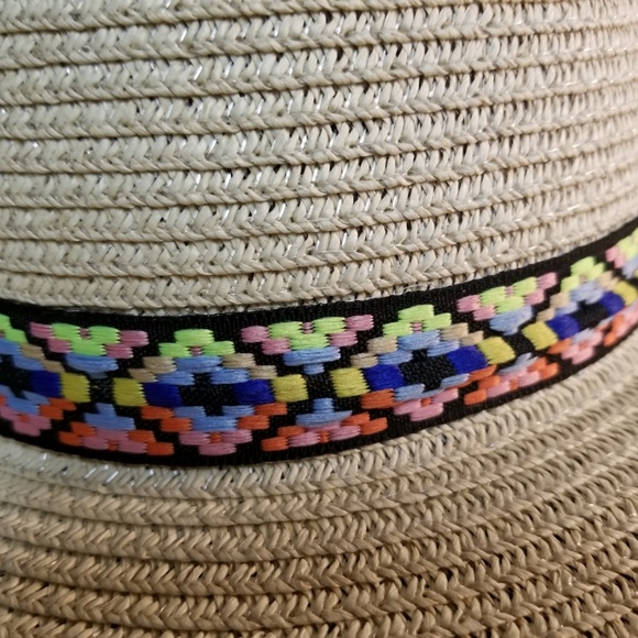 NWT Ikat / Tribal Print Sunhat - Picture 2 of 4
